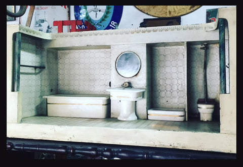 II.583 MAQUETA DE BAÑO