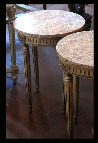 I.143 PAR DE MESAS LATERALES LUIS XVI