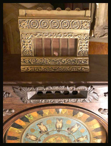 I.1221 TRAGA MONEDAS