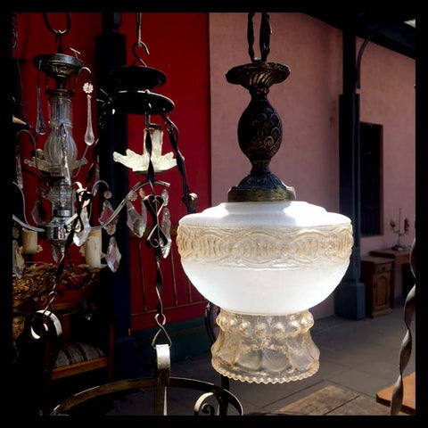 II.1152 LÁMPARA DE VIDRIO