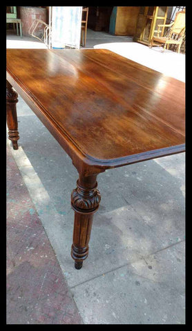 I.681 MESA PATAS TALLADAS