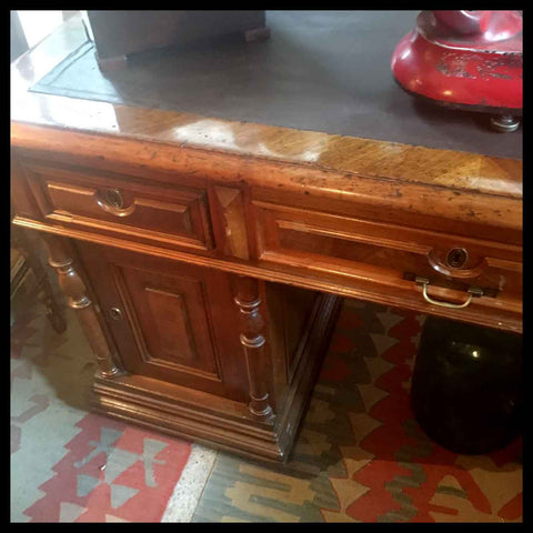 I.733 ESCRITORIO MINISTRO