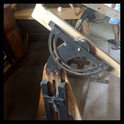 I.735 BASE MESA DE DIBUJO