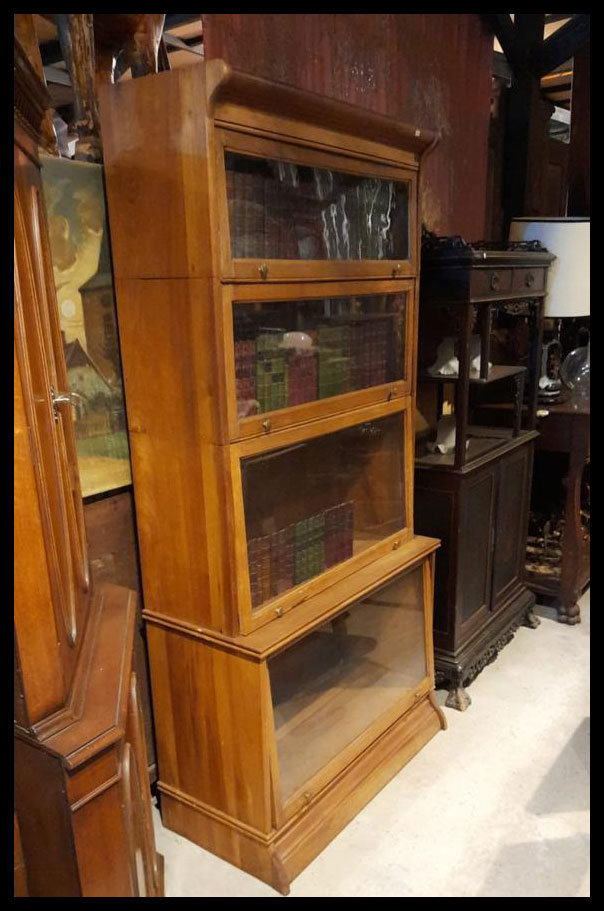 I.3755 MUEBLE THOMSON