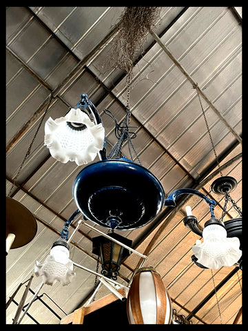 II.3597 LÁMPARA AZUL DE TRES BRAZOS