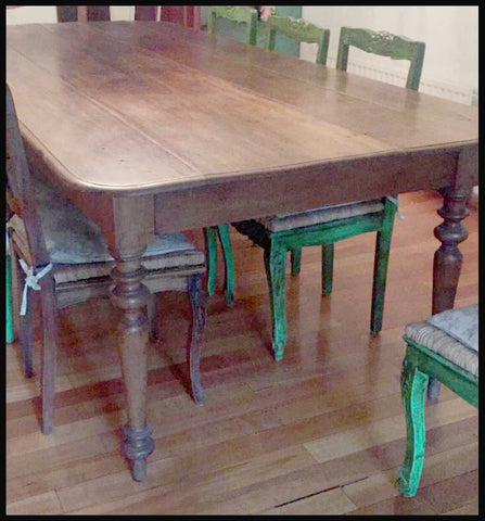 I.1385 MESA DE COMEDOR CHILENA