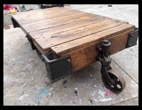 II.1337 CARRO DE CARGA