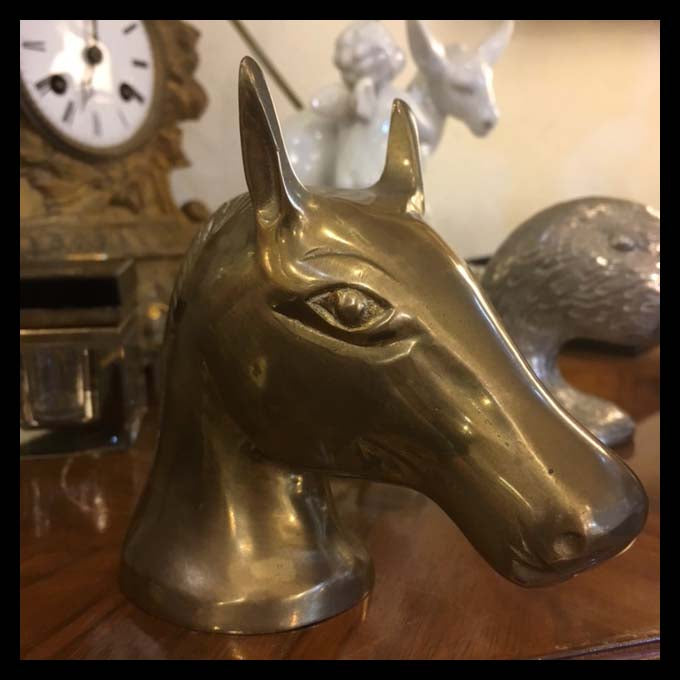 II.1375 DESTAPADORES DE CABEZA DE ANIMAL