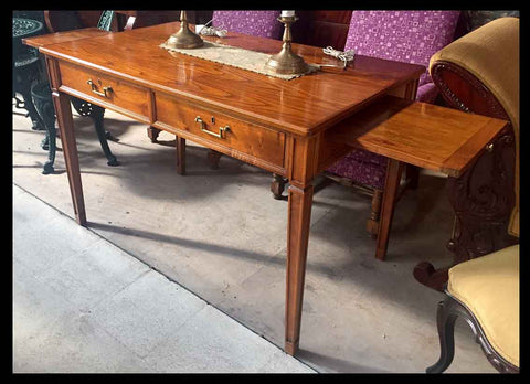 I.177 ESCRITORIO DE NOGAL RUBIO