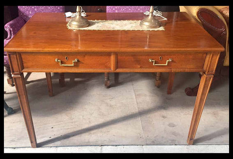 I.177 ESCRITORIO DE NOGAL RUBIO