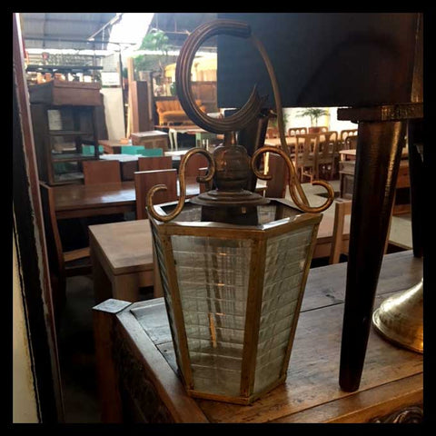 II.1319 FAROL HEXAGONAL