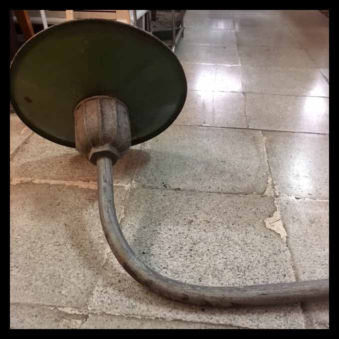 II.1330 FAROLES DE CALLE