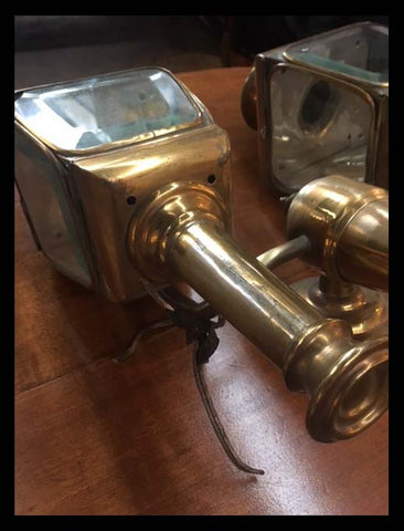 II.1357 FAROL DOBLE DE BRONCE