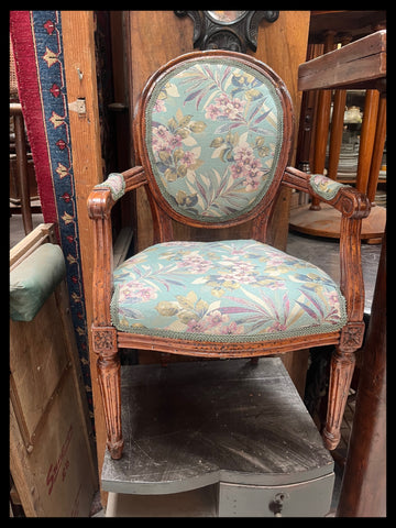 I.4235 SILLON A ESCALA DE NIÑOS