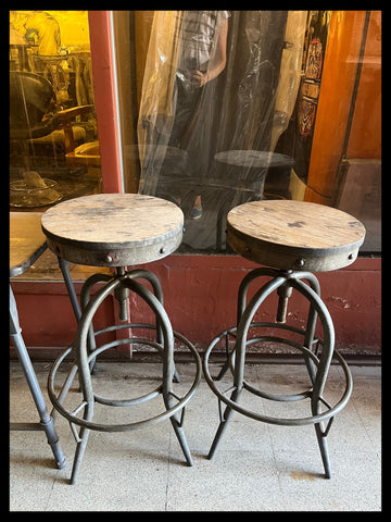 I.4233 PAR DE PISOS INDUSTRIALES ALTOS