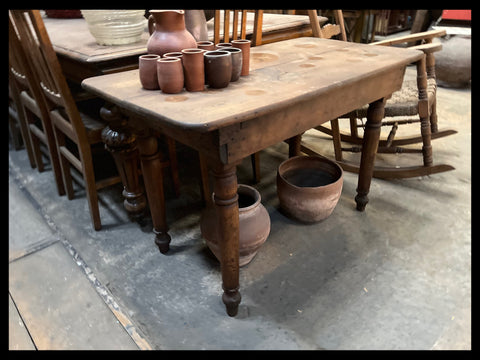 I.4230 MESITA CHILENA