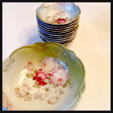 II.2034 JUEGO DE LOZA