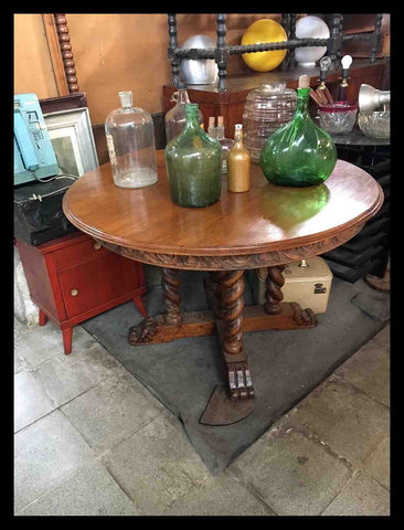 I.979 MESA DE COMEDOR REDONDA