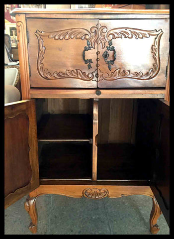 I.180 PEQUEÑO MUEBLE ESCRITORIO