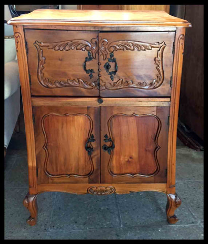 I.180 PEQUEÑO MUEBLE ESCRITORIO