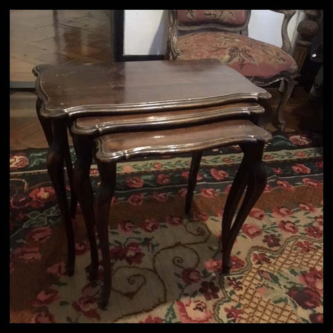 I.963 TRÍO DE MESITAS NIDO