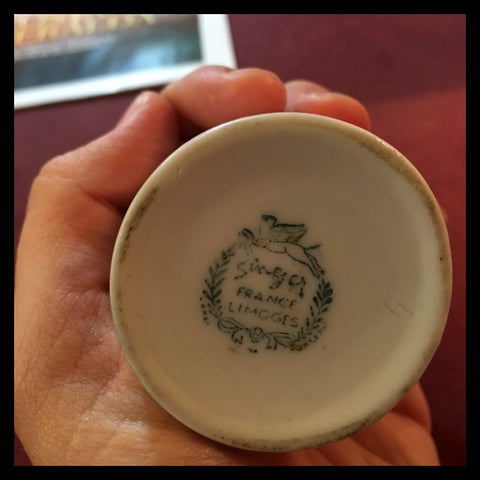 II.1474 PASTILLEROS DE PORCELANA FRANCESES