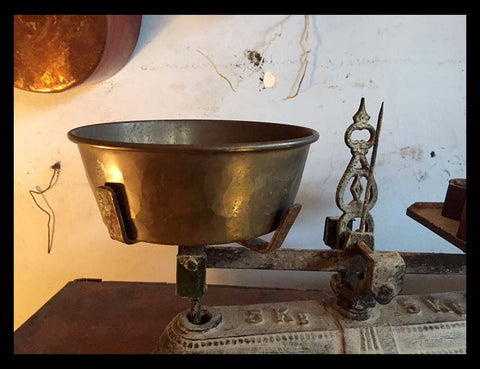 II.1388 PESA DE FIERRO Y BRONCE